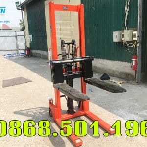 Xe nâng tay cao niuli 2 tấn nhập khẩu