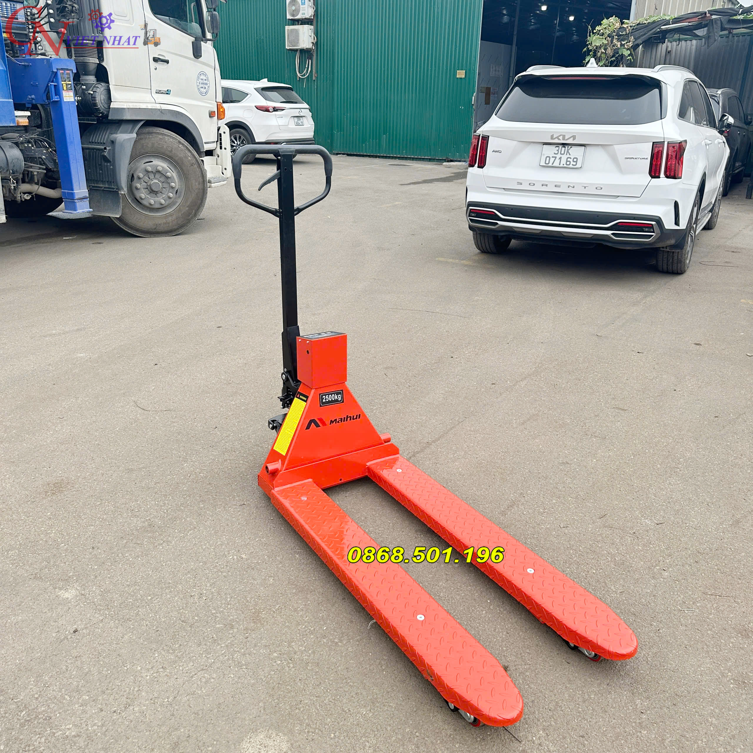 xe-nang-tay-gan-can-2500kg-maihui
